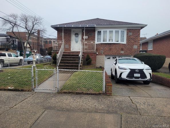 9720 158th Avenue, Howard Beach NY 11414
