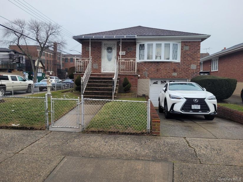 9720 158th Avenue, Howard Beach NY 11414