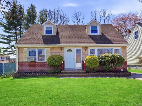 70 Deepdale Drive, South Huntington NY 11746