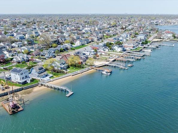 3505 Bay Front Drive, Baldwin NY 11510