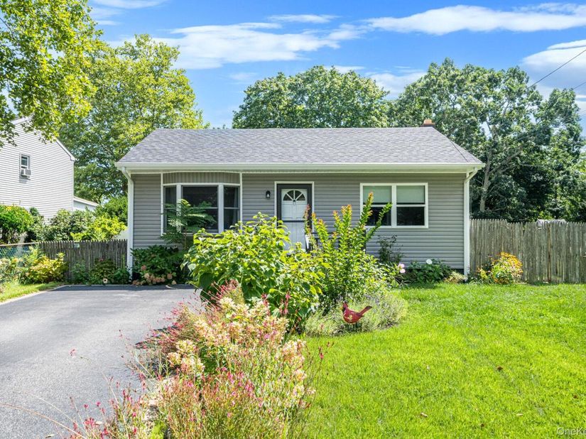 12 Allanwood Drive, Shirley NY 11967
