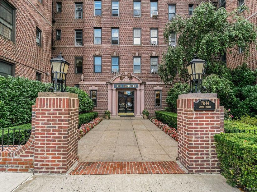78-14 Austin Street 3F, Forest Hills NY 11375