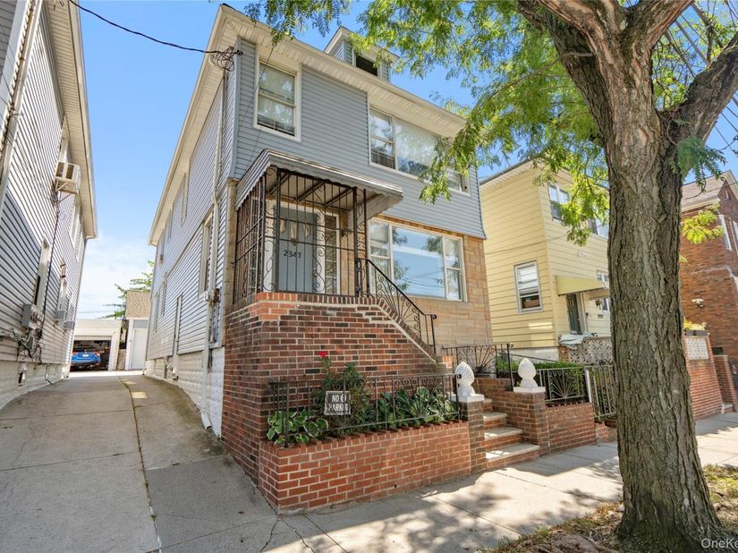 2347 125th Street, College Point NY 11356