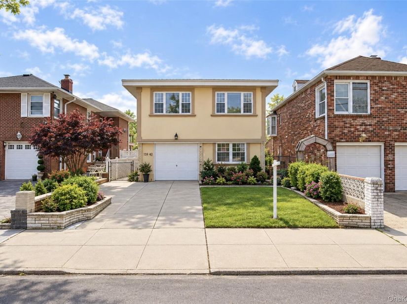 159-40 95th Street, Howard Beach NY 11414