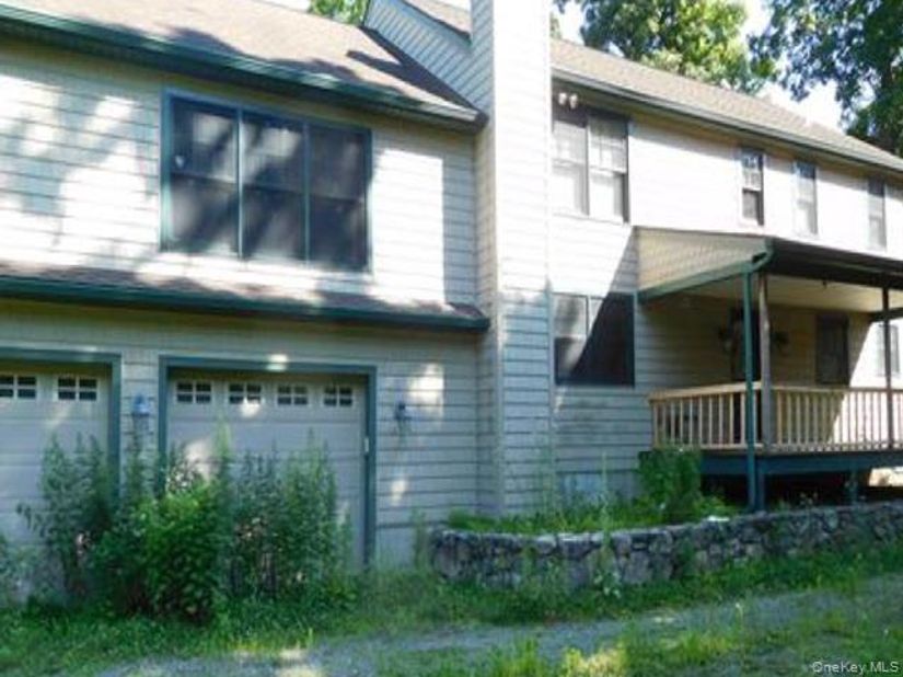 6 Brookside Lane, Ossining NY 10562
