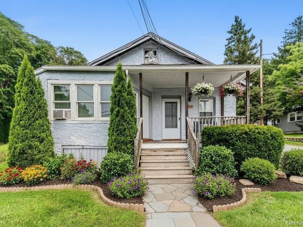 378 E Main Street, Jefferson Valley NY 10535