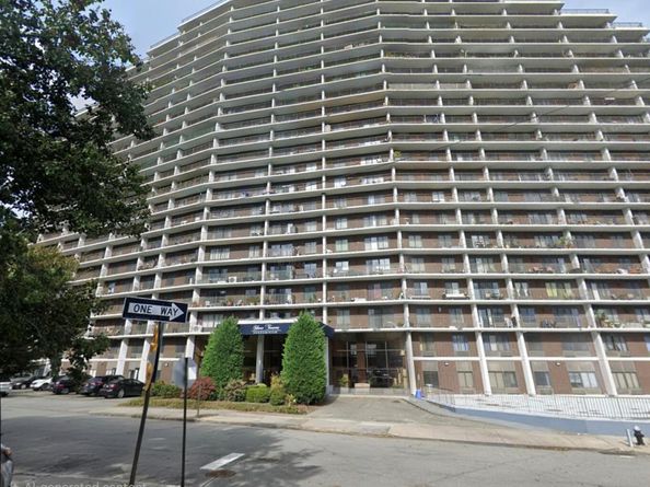 2540 Shore Boulevard 20N, Astoria NY 11102