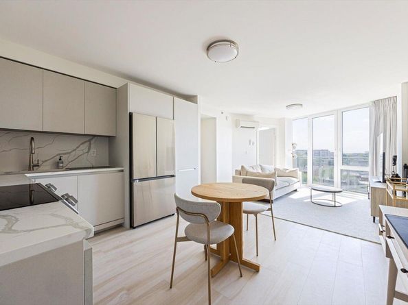 733 OCEAN Parkway 9B, Brooklyn NY 11230