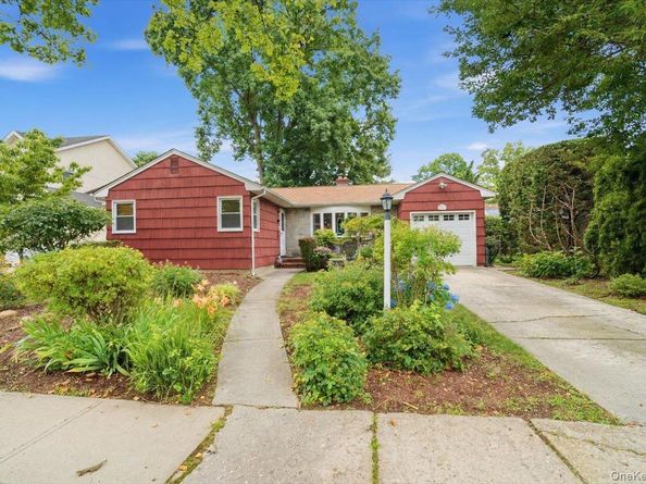 626 Mead Terrace, South Hempstead NY 11550