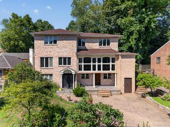 71-57 Douglaston Parkway
