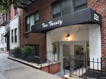 220 E 87th Street