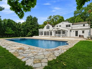 11 Pheasant Lane