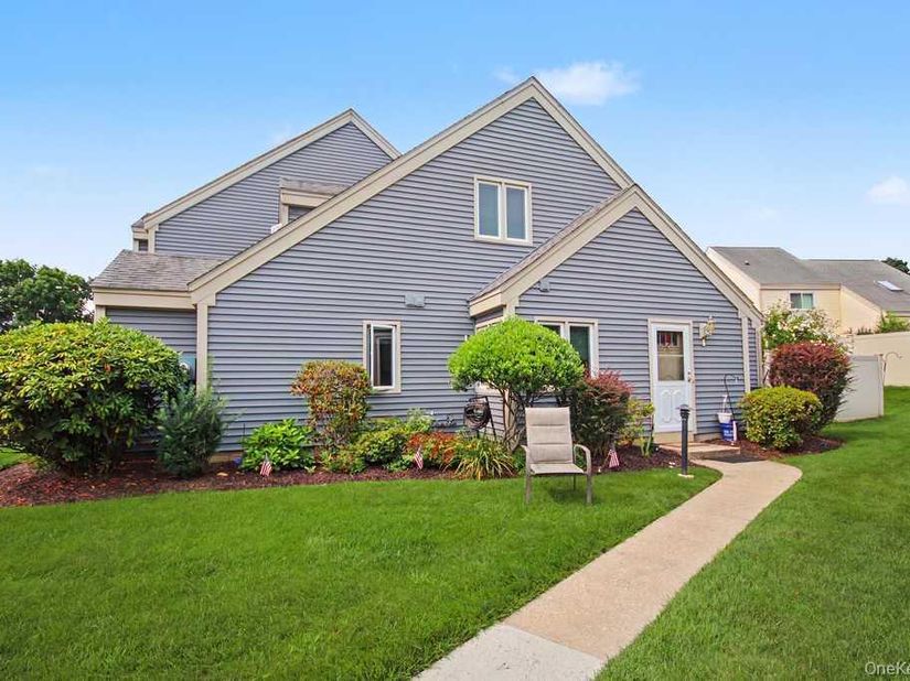 137 Fields Lane, Peekskill NY 10566