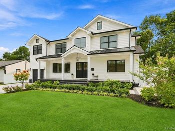 8 Allison Drive