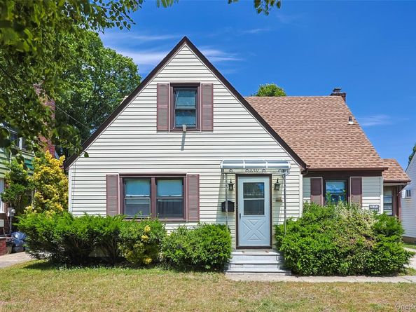 1010 Polk Avenue, Franklin Square NY 11010