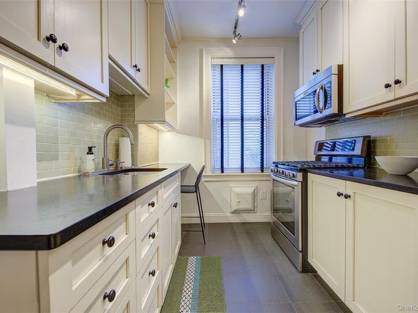 35-16 80th Street 3, Jackson Heights NY 11372