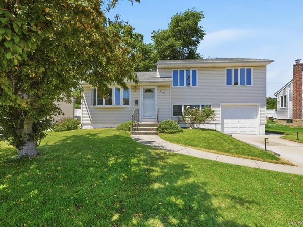 3547 Northview Avenue, Wantagh NY 11793