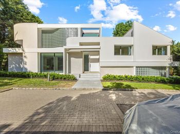 1 Foxwood Road