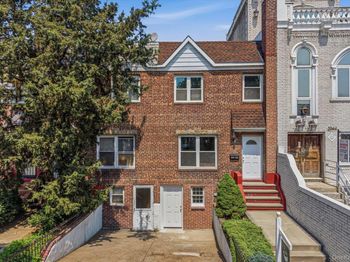 2046 26th Street
