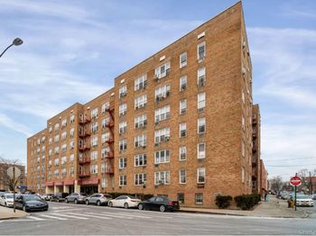 59-21 Calloway Street