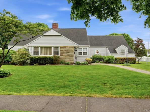 99 Oldfield Avenue, Amityville NY 11701