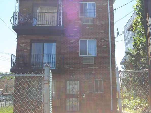 1100 E 221st Street, Bronx NY 10469