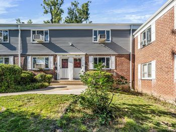 226-29 Manor Rd