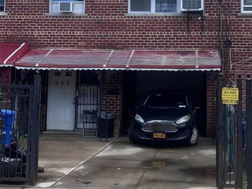 469 Commonwealth Avenue, Bronx NY 10473