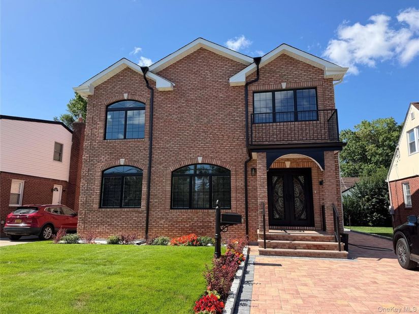 1519 New Hyde Park Drive, New Hyde Park NY 11040