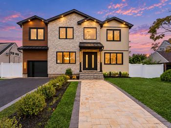 30 Hedge Lane