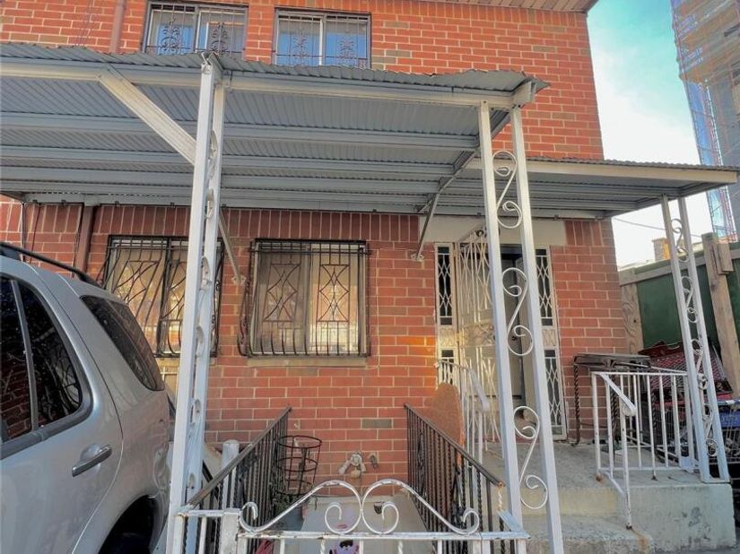 620 E 182nd Street, Bronx NY 10457