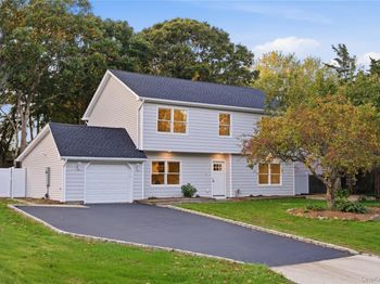 22 Woodbrook Drive