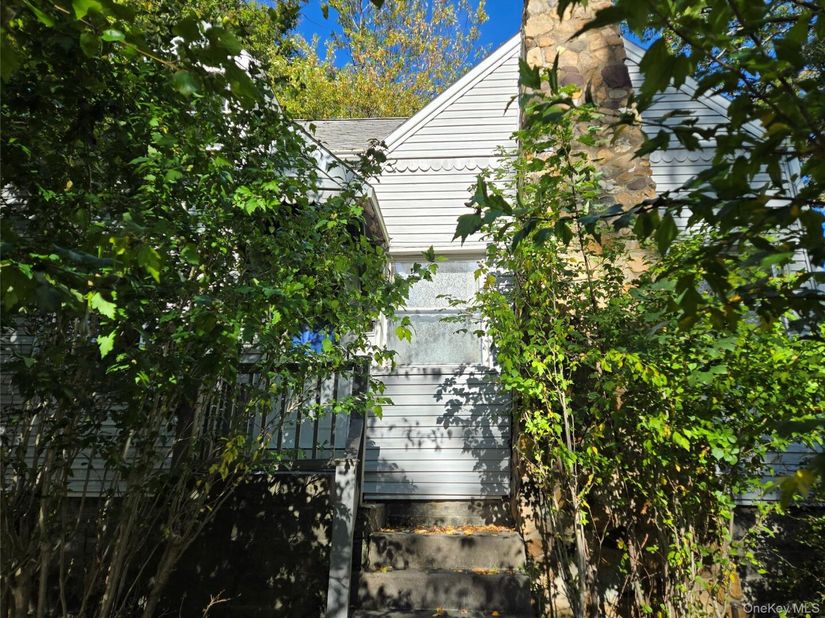 9 Friendship Drive, Rocky Point NY 11778