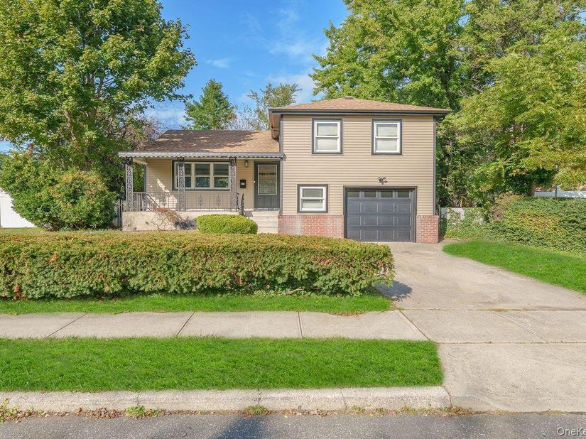 20 Ford Drive S, Massapequa NY 11758