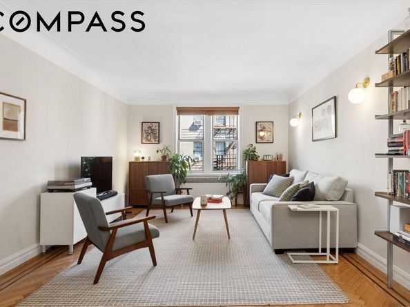 680 West 204th Street 5F, New York NY 10034
