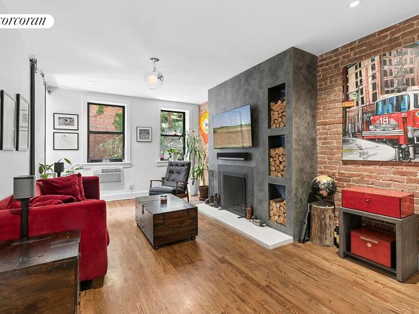 226 East 95th Street 206, New York NY 10128