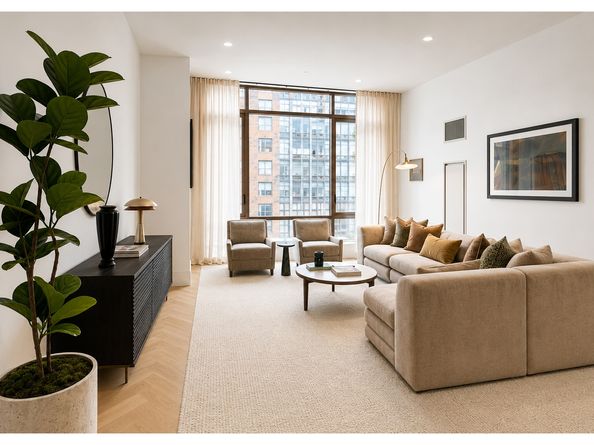 215 East 19th Street 2E, New York NY 10003