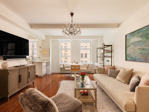 405 West 23rd Street 6I, New York NY 10011