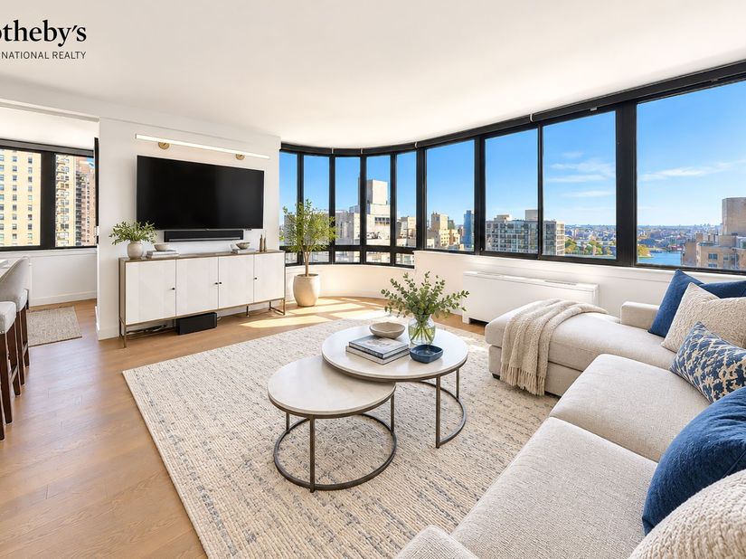 455 East 86th Street 22C, New York NY 10028