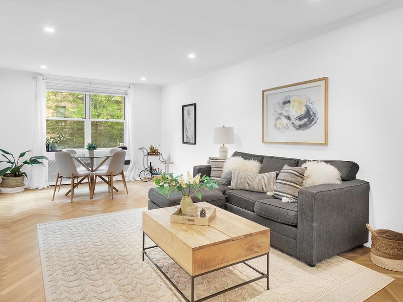 302 East 88th Street 2F, New York NY 10128
