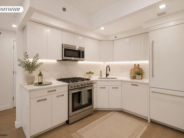 428 East 9th Street PH5, Brooklyn NY 11218