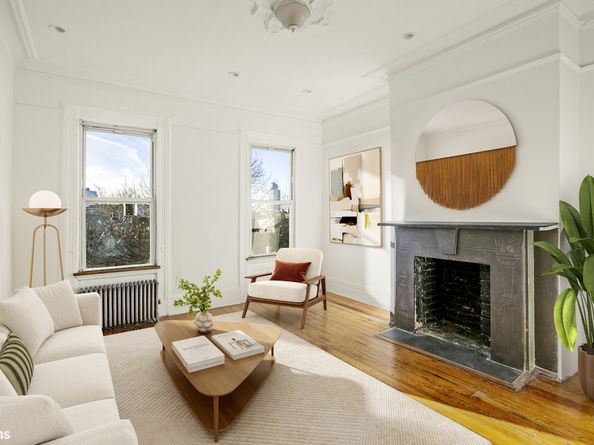 100 Newel Street 4L, Brooklyn NY 11222