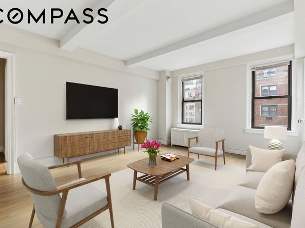 321 East 54th Street 9B, New York NY 10022
