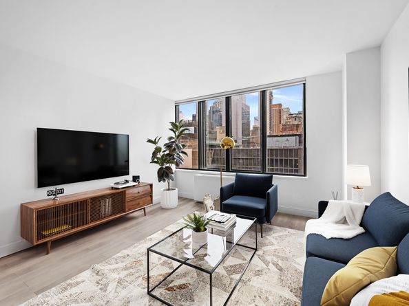 445 5th Avenue 15A, New York NY 10016