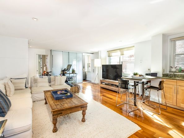 82 Irving Place 4C, New York NY 10003