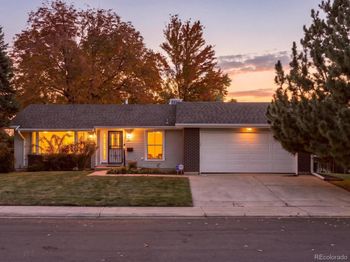 6993 E Eastman Avenue