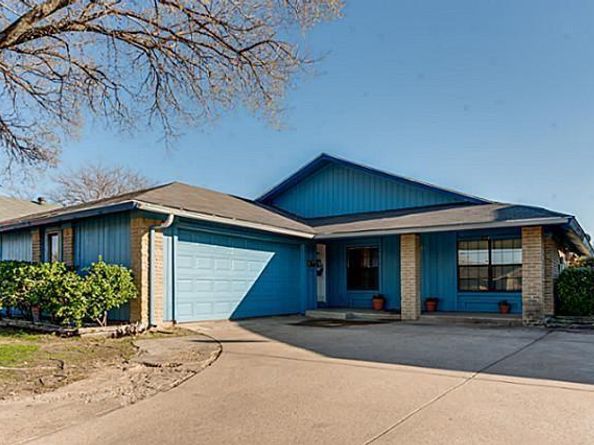 1818  Plantation Road , Garland Texas 75044