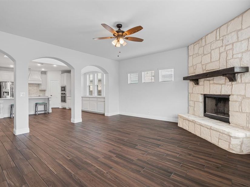 520  Ridgewater Trail , Fort Worth Texas 76131