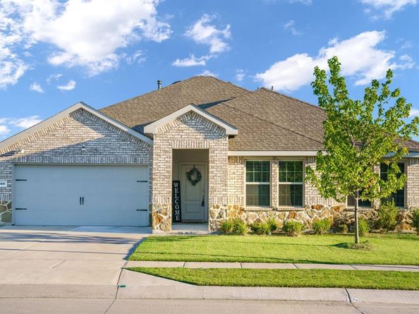 653  Bunker Hill Road , Fate Texas 75189