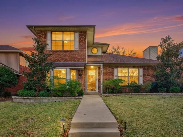 3102  David Drive , Rowlett Texas 75088